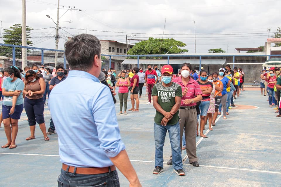 PREFECTURA DE LOS RÍOS ENTREGÓ 1.200 RACIONES ALIMENTICIAS EN LA VENTURA