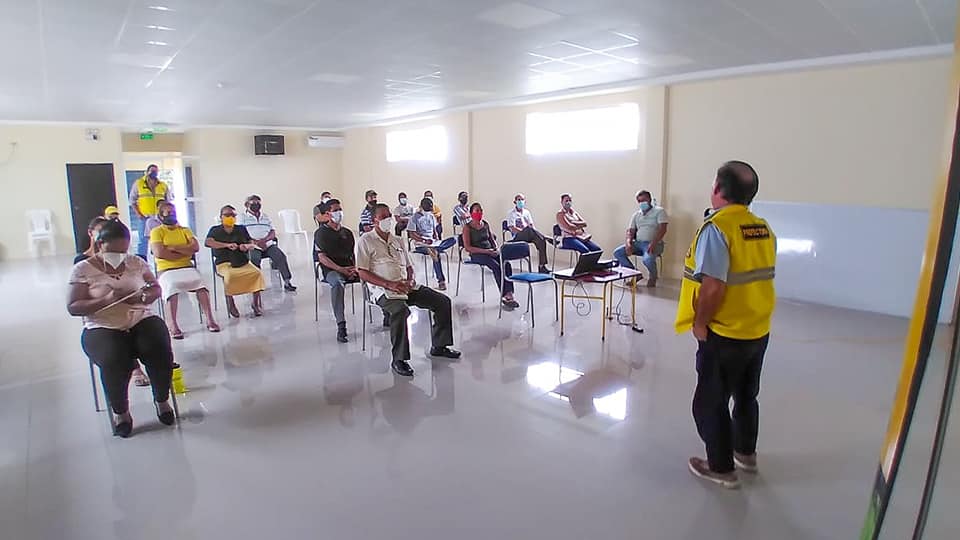 PREFECTURA DE LOS RÍOS REALIZÓ CAPACITACIÓN A AGRICULTORES EN VENTANAS