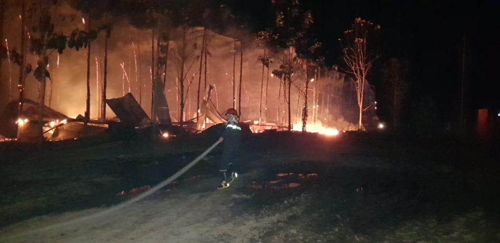 Coordinación de ECU 911 permitió atender incendio en Quevedo