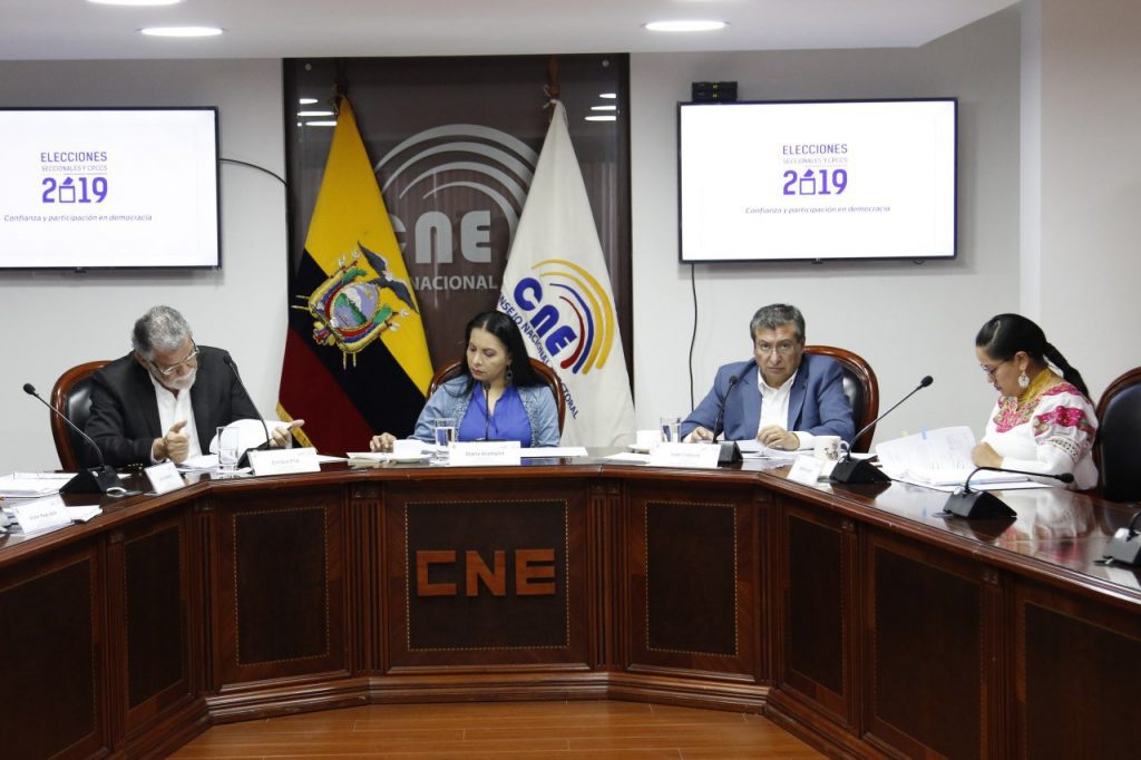 CNE realizará reconteo de votos en 5 localidades de Manabí