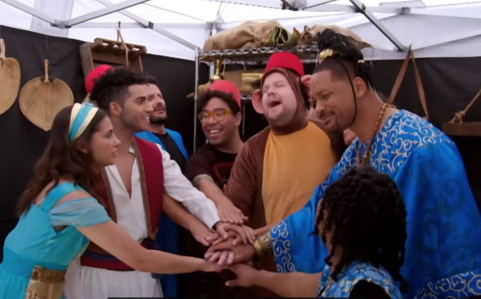 Elenco de ‘Aladdin’ irrumpe en las calles de Los Ángeles