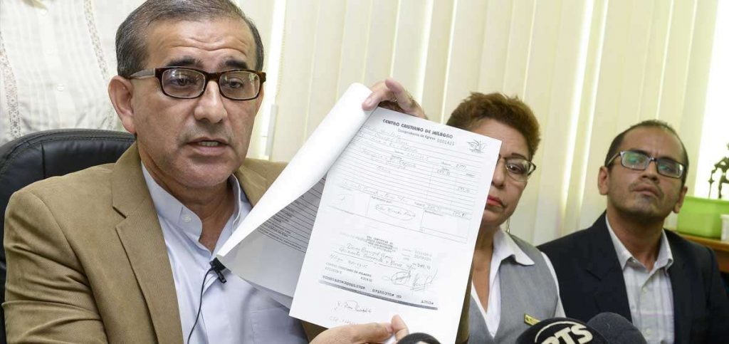 Pastor es expulsado de organización por sospecha de abusos