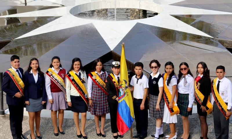 ¡Sí, juro!, grito a la bandera en todo el Ecuador