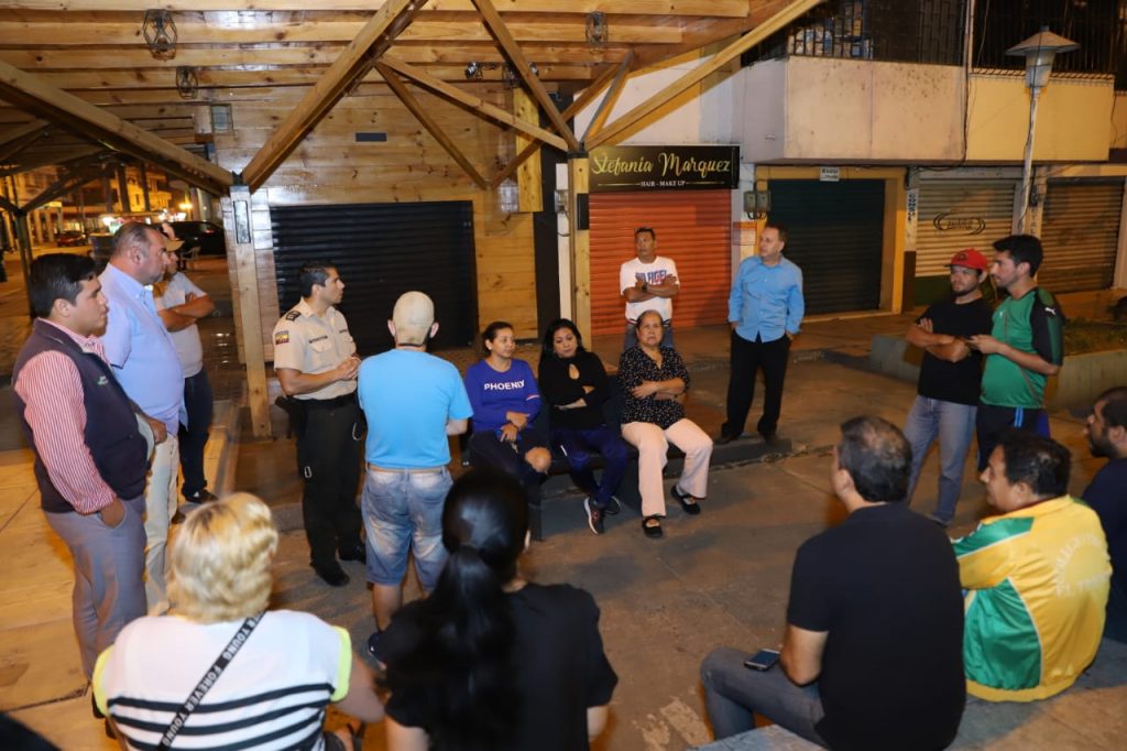 Moradores de los Bloques del Banco de la Vivienda recibirán apoyo de la Alcaldía de Babahoyo