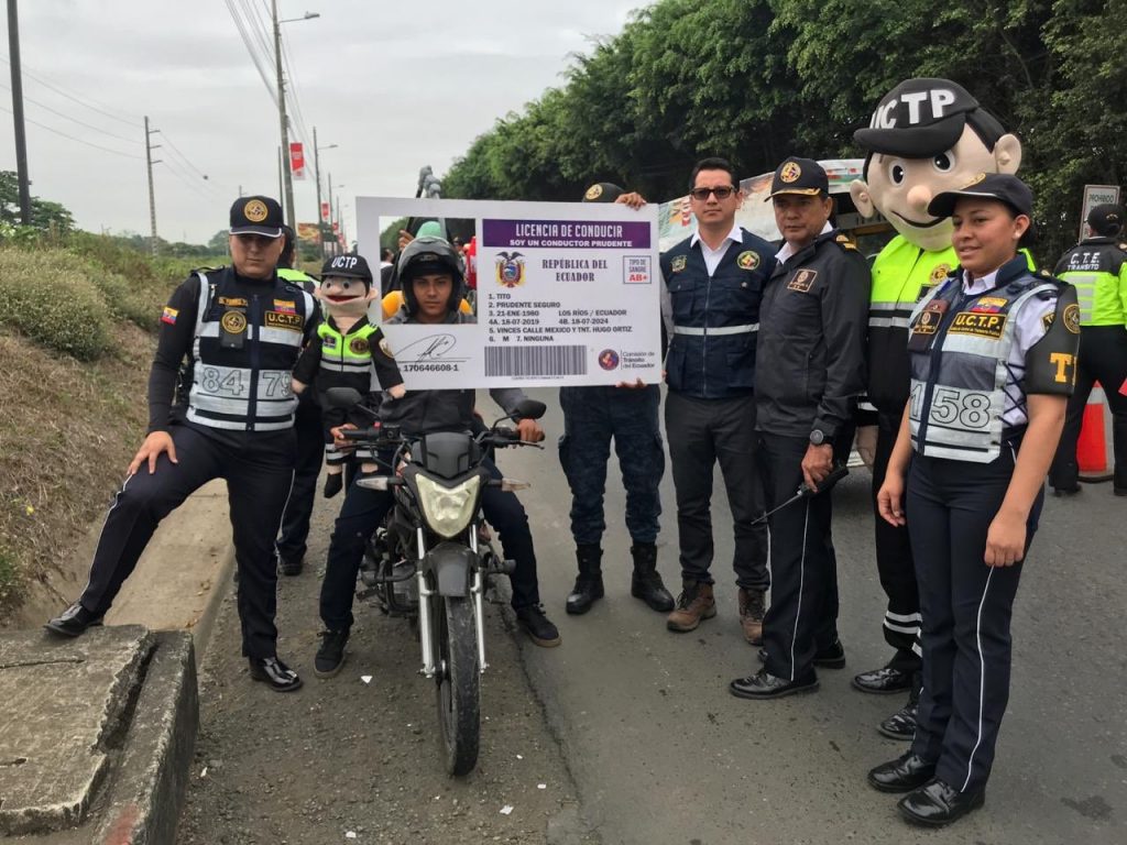 CTE Los Ríos realizó operativo para disminuir la siniestrabilidad en la Red Vial Estatal