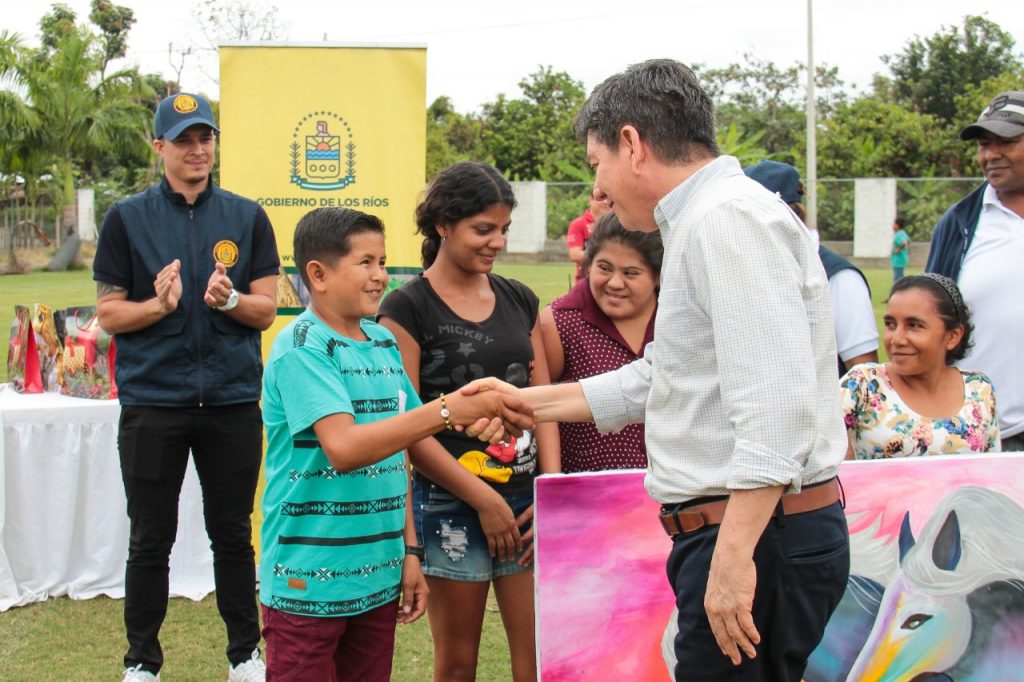 Gobierno de Los Ríos realizó evento «Un día para todos»