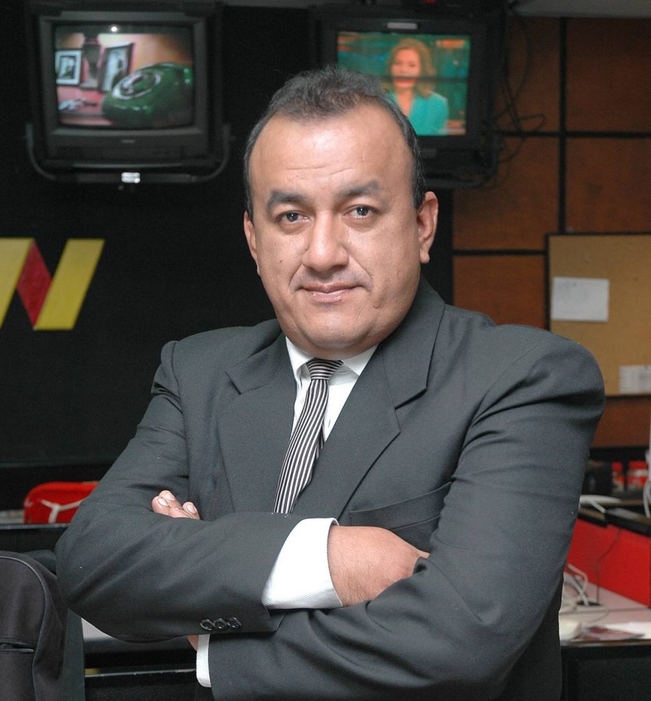 José Delgado y ‘En carne propia’ no se van de Canal Uno