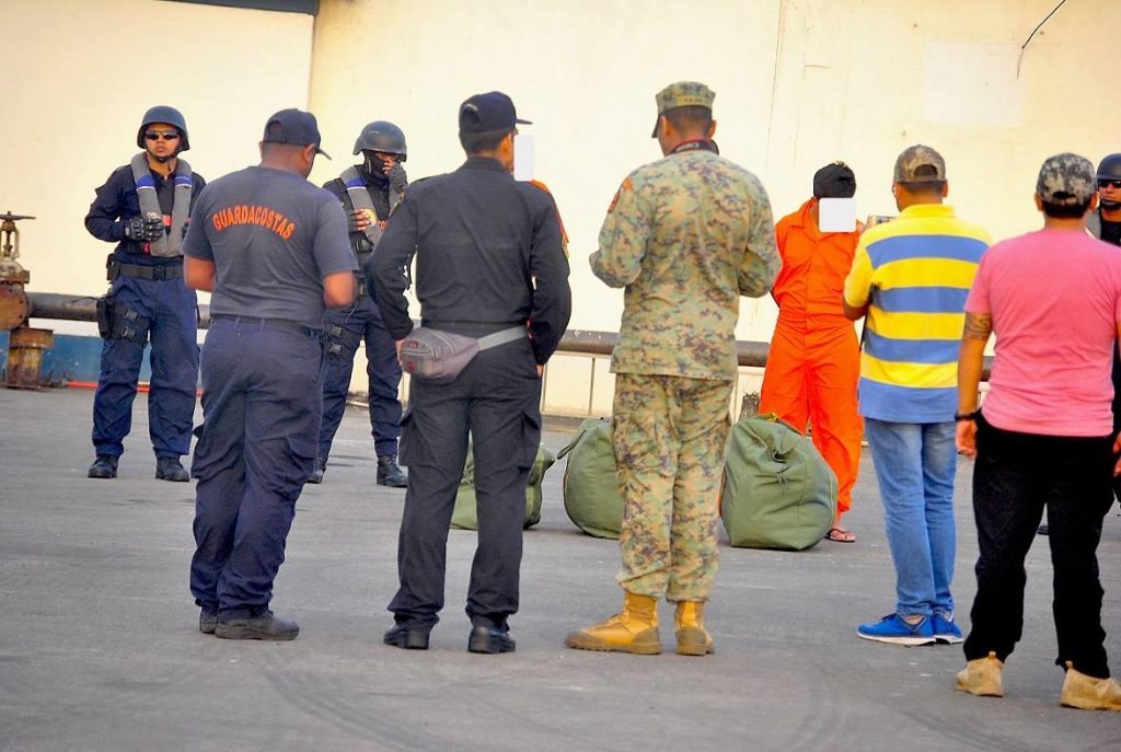 Cuatro detenidos en Esmeraldas por presunto tráfico ilegal de estupefacientes
