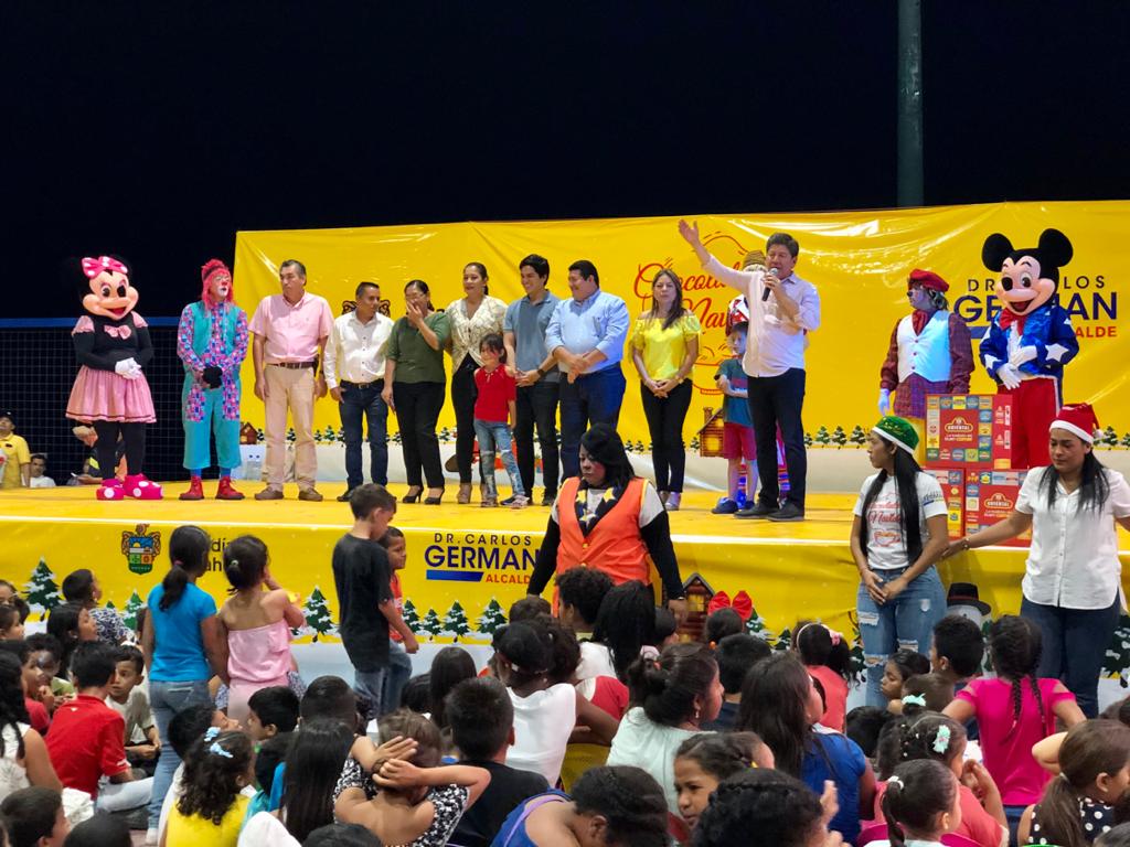 Niños de La Unión disfrutaron de chocolatada navideña organizada por el Prefecto de Los Ríos Johnny Terán Salcedo