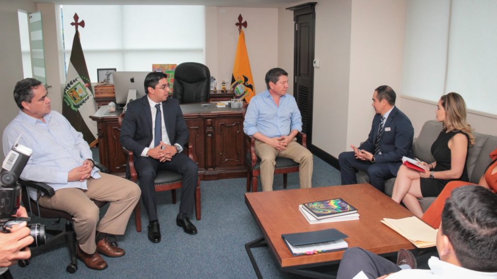 Prefecto de Los Ríos mantuvo reunión con Defensor Público General