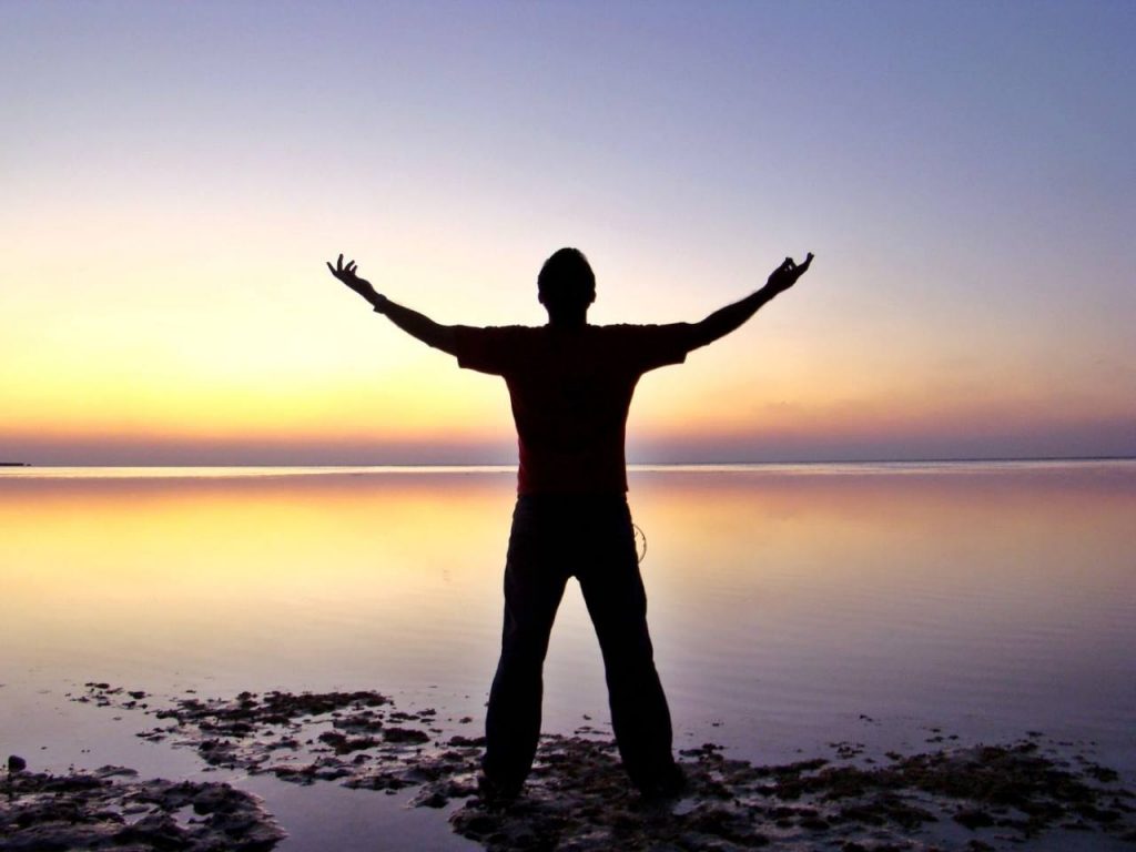 San Valentín: Solteros son más felices, pero viven entre 8 y 17 años menos que los casados