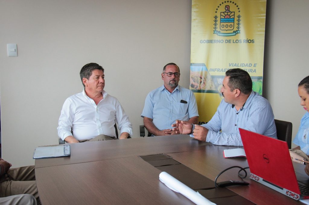 Dirigentes de la Cámara De Operadores de Transporte de Los Ríos solicitan apoyo para Ampliación De Vía E25