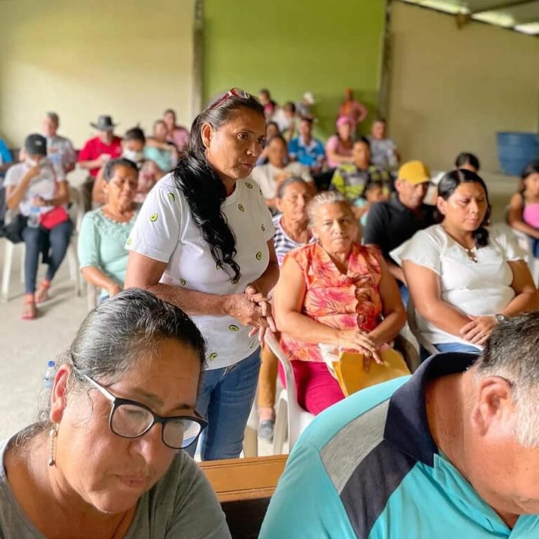 PREFECTURA DE LOS RÍOS ATIENDE A 537 ADULTOS MAYORES